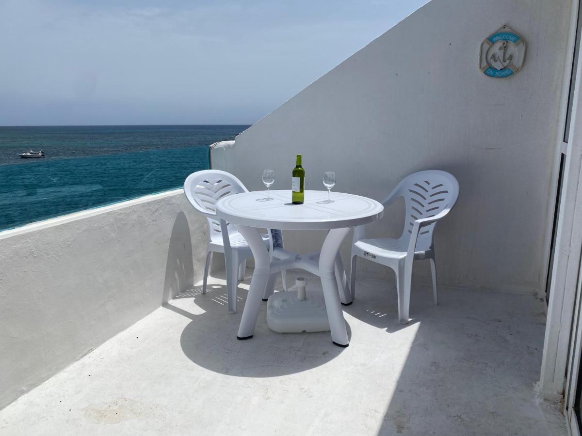 Seaside Piscina Natural Las Salinas Punta Mujeres 外观 照片